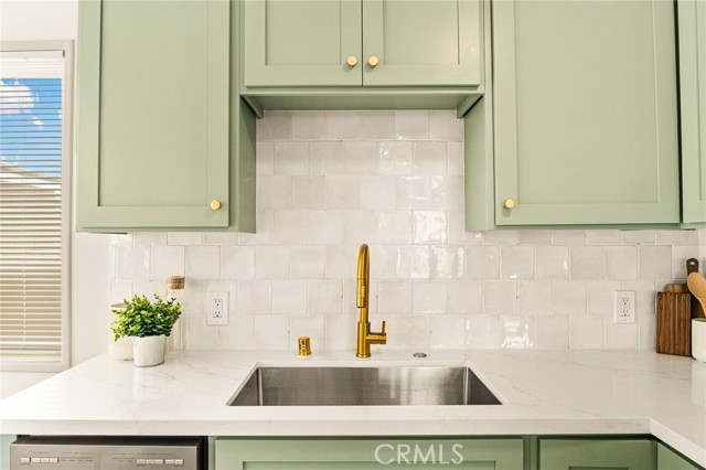 Detail Gallery Image 8 of 27 For 13016 Rainier, Whittier,  CA 90605 - 2 Beds | 1 Baths