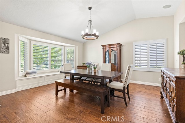 28631 Winterdale Drive, Canyon Country CA: https://media.crmls.org/medias/6d4a20c6-cd05-4adb-b30c-ef4531e1ef4b.jpg