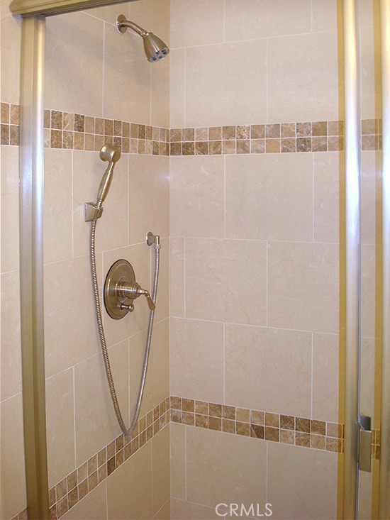 Detail Gallery Image 15 of 19 For 10640 Woodbridge St Ph2,  Toluca Lake,  CA 91602 - 3 Beds | 2/1 Baths