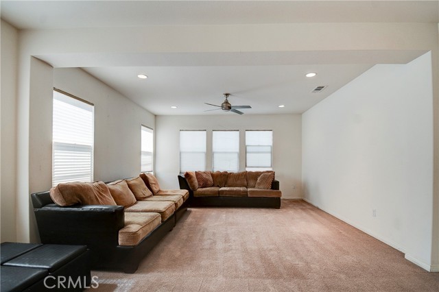 1855 W Willow Avenue, Anaheim CA: https://media.crmls.org/medias/6d4c09b9-7008-4c14-8ec8-88cac7aa94af.jpg