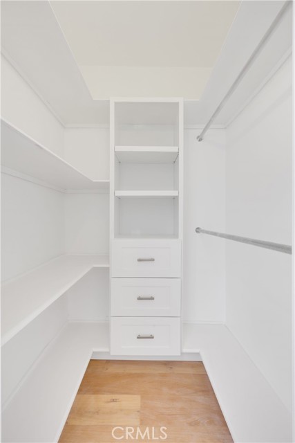 Detail Gallery Image 15 of 16 For 1871 Greenfield Ave #102,  Los Angeles,  CA 90025 - 2 Beds | 2 Baths