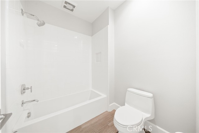 Detail Gallery Image 19 of 23 For 117 Donati, Irvine,  CA 92602 - 4 Beds | 3 Baths