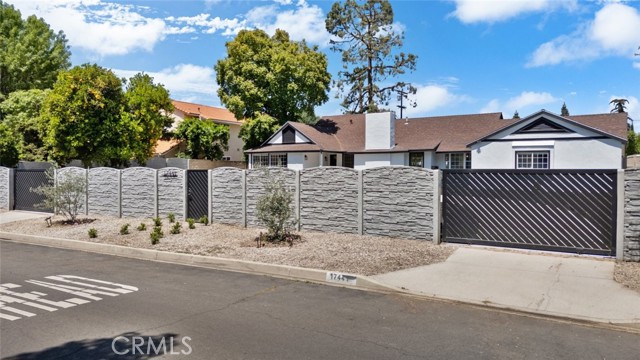 17441 Rayen Street, Sherwood Forest CA: https://media.crmls.org/medias/6d4cf595-5120-41c0-8eda-cb22a46b4ba4.jpg