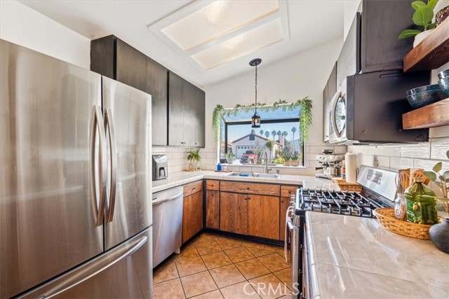 Detail Gallery Image 13 of 35 For 2217 Chestnut, Santa Maria,  CA 93458 - 3 Beds | 2 Baths