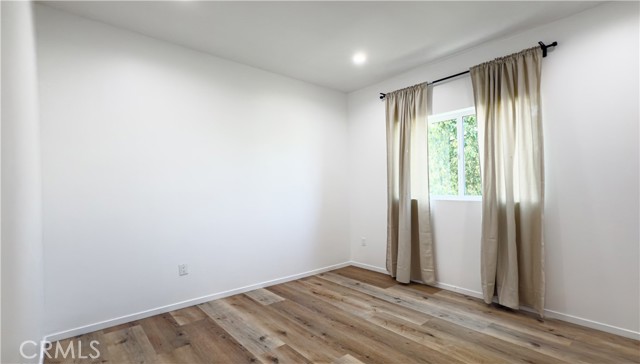 Detail Gallery Image 10 of 21 For 121 S Coronado, Los Angeles,  CA 90057 - 3 Beds | 2 Baths