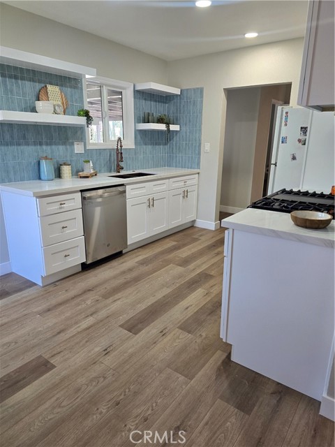 Detail Gallery Image 6 of 21 For 938 E Lugonia Ave, Redlands,  CA 92374 - 3 Beds | 1/1 Baths
