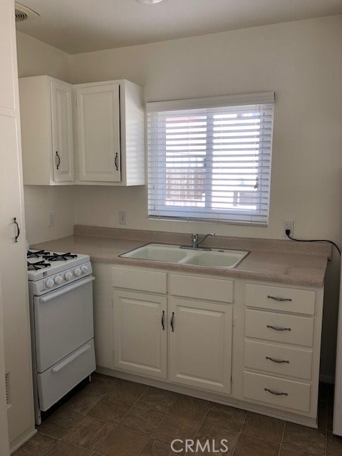 Detail Gallery Image 7 of 12 For 312 Avenida Del Mar #C,  San Clemente,  CA 92672 - 1 Beds | 1 Baths