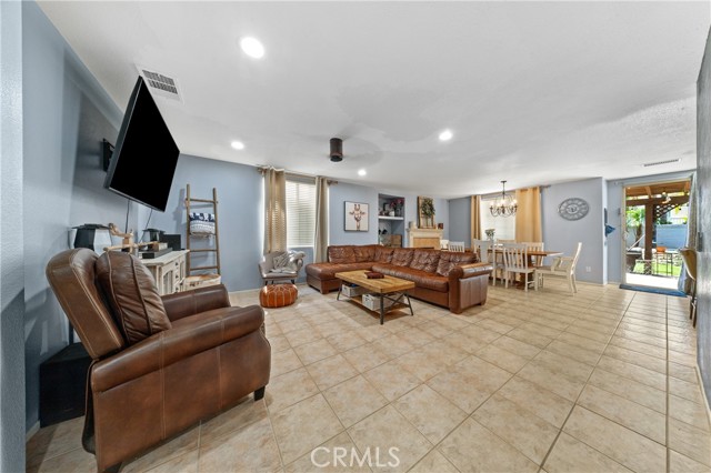 44785 Corte Sanchez, Temecula CA: https://media.crmls.org/medias/6d4eb28f-41a6-4aea-aefe-604c8b7399a7.jpg