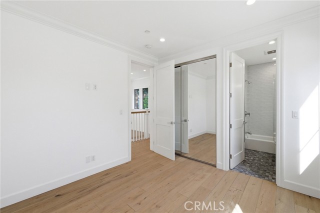 Detail Gallery Image 38 of 59 For 1405 Oak Ave, Manhattan Beach,  CA 90266 - 4 Beds | 4/1 Baths