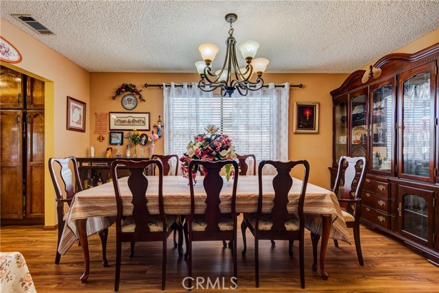 Detail Gallery Image 12 of 43 For 2160 Temescal Ave, Norco,  CA 92860 - 4 Beds | 2 Baths