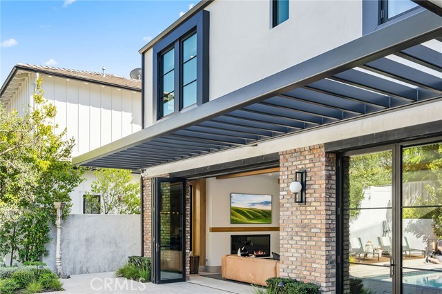 1831 Newport Hills E Drive, Newport Beach CA: https://media.crmls.org/medias/6d51335f-bf6b-4bbc-bf20-a5fdf13ace37.jpg