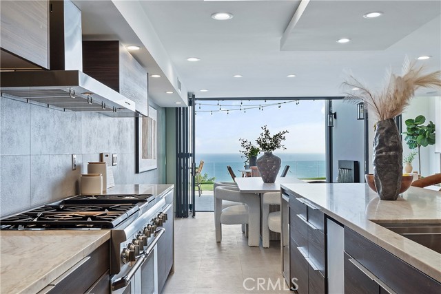 Detail Gallery Image 19 of 55 For 18300 Coastline Dr, Malibu,  CA 90265 - 4 Beds | 4 Baths