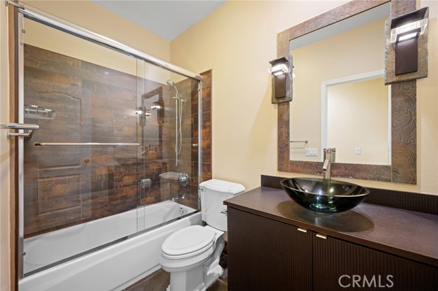 Detail Gallery Image 19 of 46 For 983 Calle Amable, Glendale,  CA 91208 - 4 Beds | 3 Baths