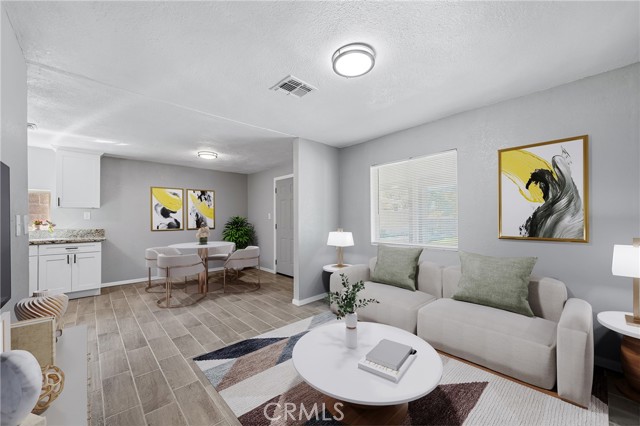 Detail Gallery Image 9 of 33 For 7791 Eucalyptus, Highland,  CA 92346 - 2 Beds | 1 Baths