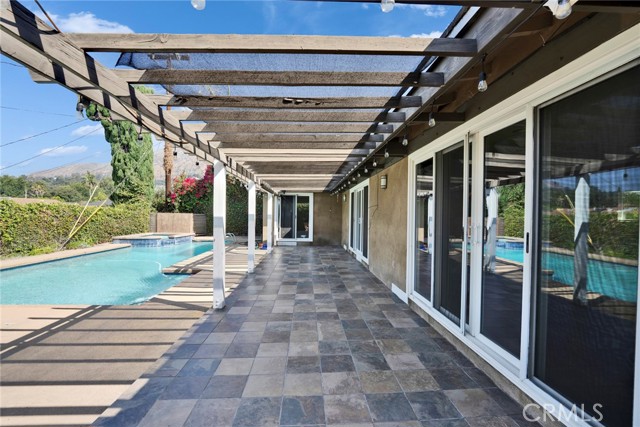 1811 Chantry Drive, Arcadia CA: https://media.crmls.org/medias/6d53a2ce-be64-4808-a9fe-6db178fa2aa6.jpg