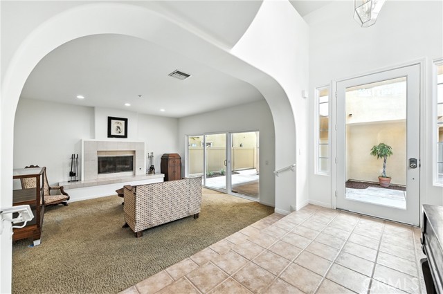 4931 Shoreline Way, Oxnard CA: https://media.crmls.org/medias/6d54d7a5-83bc-417c-9714-39588dd9ed38.jpg