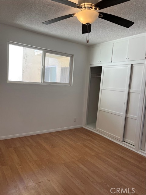 Large bedroom w/ plenty of storage!