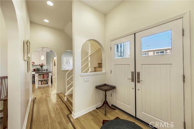 233 7th Street, Manhattan Beach, California 90266, 4 Bedrooms Bedrooms, ,4 BathroomsBathrooms,Residential,Sold,7th,SB17016070