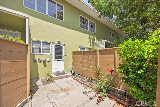 5188 VIllage Green, Los Angeles CA: https://media.crmls.org/medias/6d576906-b8ae-4c17-af68-d77efc4890ec.jpg