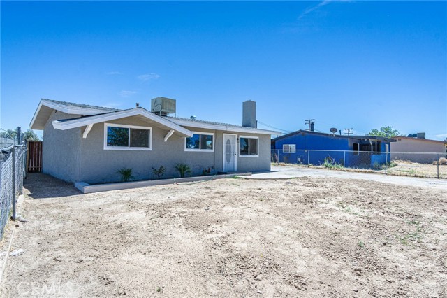 35277 Walnut Street, Barstow CA: https://media.crmls.org/medias/6d57bb60-6400-4e30-b912-f1a23fc7c21f.jpg