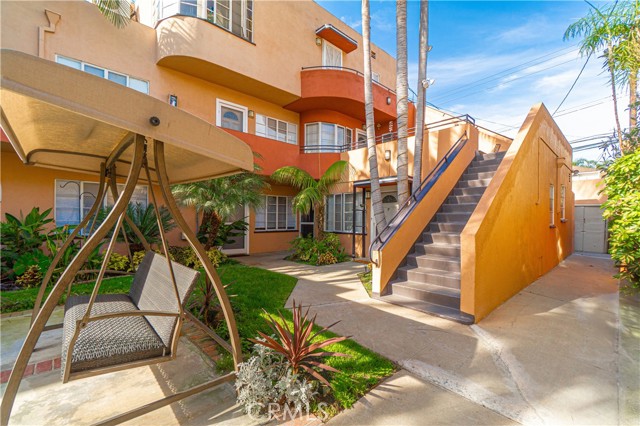 Detail Gallery Image 8 of 29 For 1149 E 1st, Long Beach,  CA 90802 - – Beds | – Baths