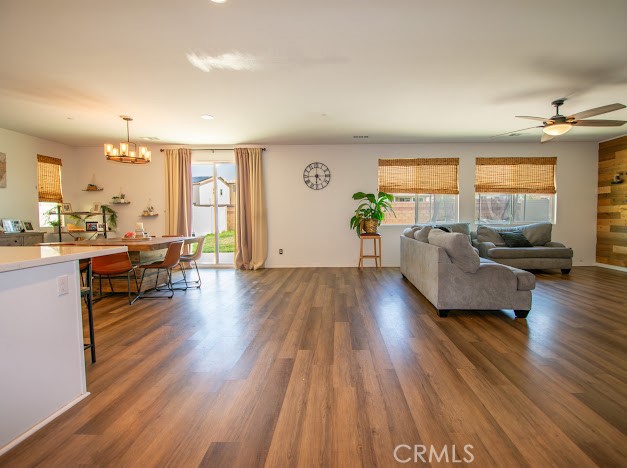 36626 Sevilla Way, Beaumont CA: https://media.crmls.org/medias/6d581d11-5ef7-4b10-bfc9-ab27ef36a69b.jpg