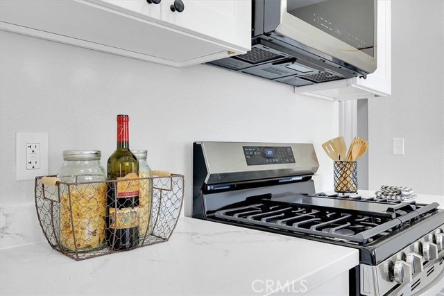 Detail Gallery Image 18 of 41 For 1984 16th St, Olivehurst,  CA 95961 - 3 Beds | 2 Baths