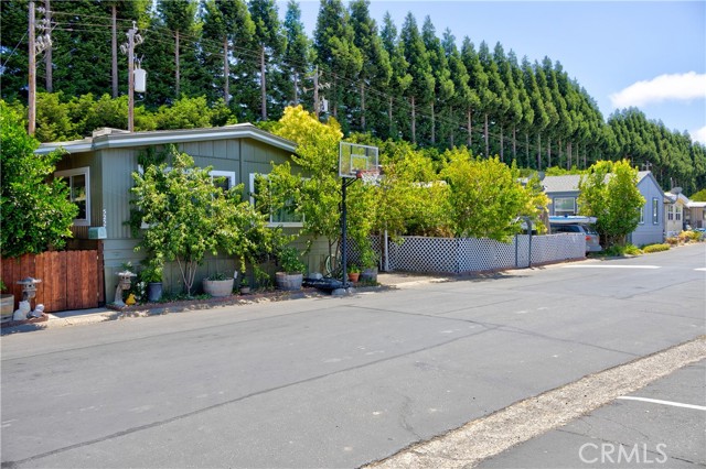 5250 Whispering Creek Drive, Santa Rosa CA: https://media.crmls.org/medias/6d58ff7e-f2ea-4ed1-bca6-6dfa58a015c4.jpg