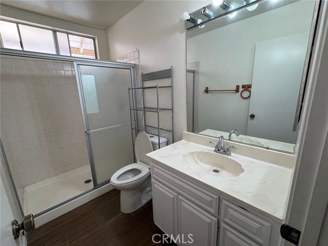 Detail Gallery Image 10 of 19 For 1885 Silver Oak Way, Hemet,  CA 92545 - 3 Beds | 2 Baths