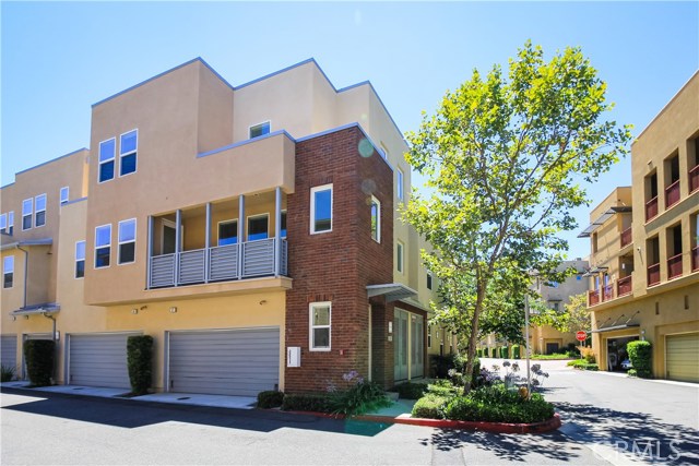 Detail Gallery Image 1 of 21 For 57 Beacon Way, Aliso Viejo,  CA 92656 - 2 Beds | 2/1 Baths