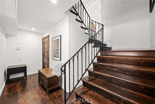 2347 E Valley Road, Montecito CA: https://media.crmls.org/medias/6d5ac60a-1dd6-4263-b6b8-1a2667c0f0ec.jpg