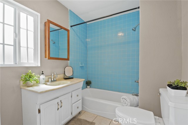 Detail Gallery Image 17 of 20 For 13439 Roselle Ave, Hawthorne,  CA 90250 - 3 Beds | 2 Baths