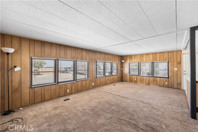 2121 Nadeau Street, Mojave CA: https://media.crmls.org/medias/6d5b4c7c-ec80-4349-a6f2-d090813048d6.jpg