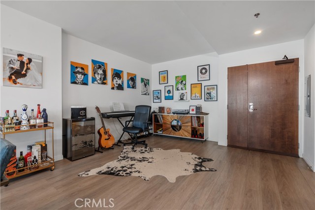 3785 Wilshire Boulevard, Los Angeles CA: https://media.crmls.org/medias/6d5bb67e-d4cb-4653-8a96-14a7d04da786.jpg