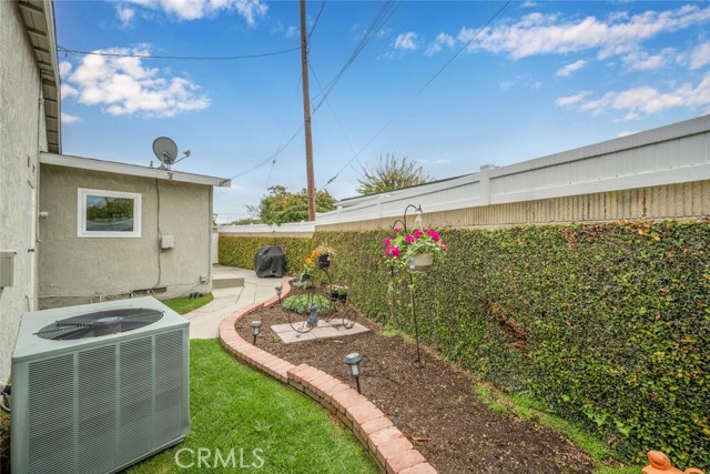 Detail Gallery Image 51 of 51 For 2813 Albury Ave, Long Beach,  CA 90815 - 3 Beds | 2 Baths