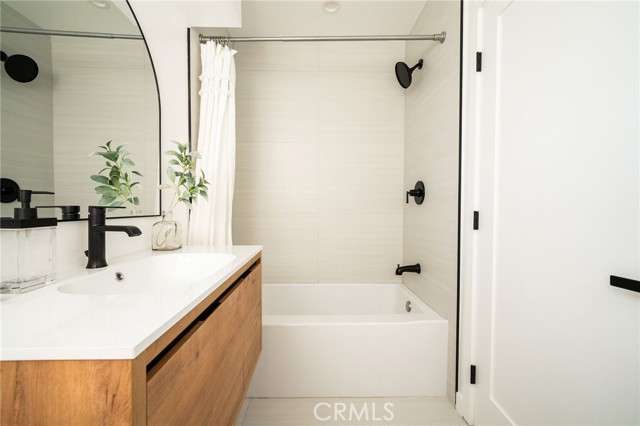 2681 Roseview Avenue, Los Angeles CA: https://media.crmls.org/medias/6d5cc78e-8e32-4fcf-85ec-e2f79fdafb42.jpg