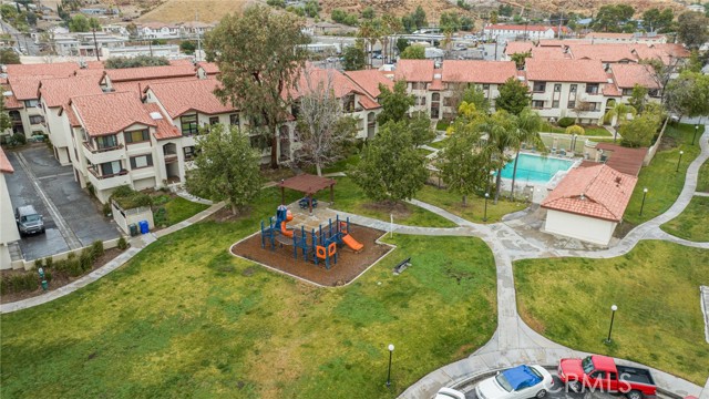 Detail Gallery Image 28 of 32 For 28010 Tiffany Ln #309,  Canyon Country,  CA 91387 - 2 Beds | 2 Baths