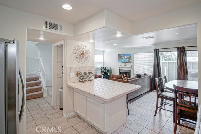 Detail Gallery Image 20 of 54 For 27123 Crossglade Ave #4,  Canyon Country,  CA 91351 - 2 Beds | 2 Baths
