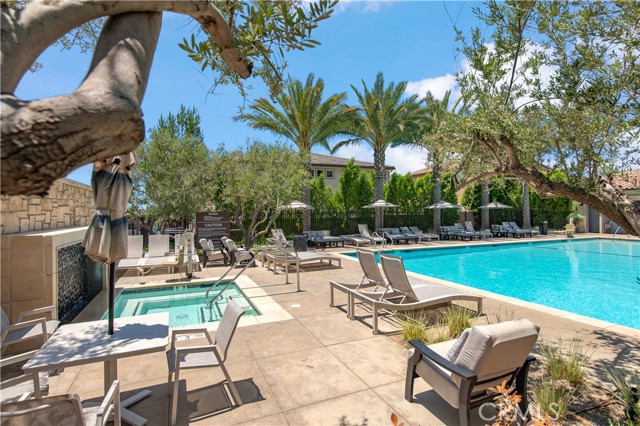 19256 Merryweather Drive, Canyon Country CA: https://media.crmls.org/medias/6d5d8b58-fd17-47a9-a33d-84f8db4f5564.jpg