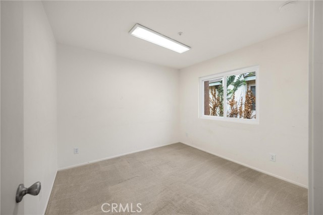 1443 Sutherland Drive, Riverside CA: https://media.crmls.org/medias/6d5e8ad5-ca11-4107-b3ce-2a3e416280fe.jpg