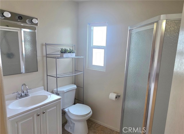 Detail Gallery Image 10 of 28 For 3133 Pat, Mojave,  CA 93501 - 4 Beds | 1/1 Baths