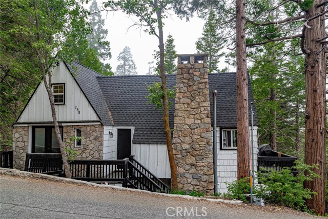 4 vehicle parking in front