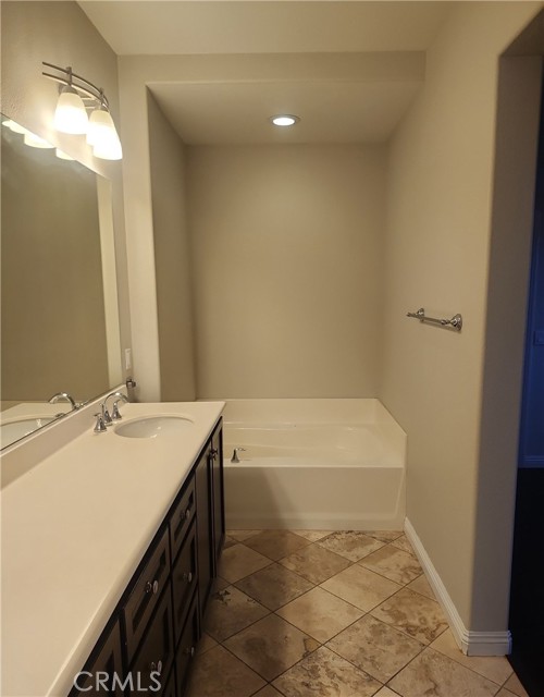 Detail Gallery Image 18 of 19 For 12377 Hollyhock #4,  Rancho Cucamonga,  CA 91739 - 2 Beds | 2 Baths