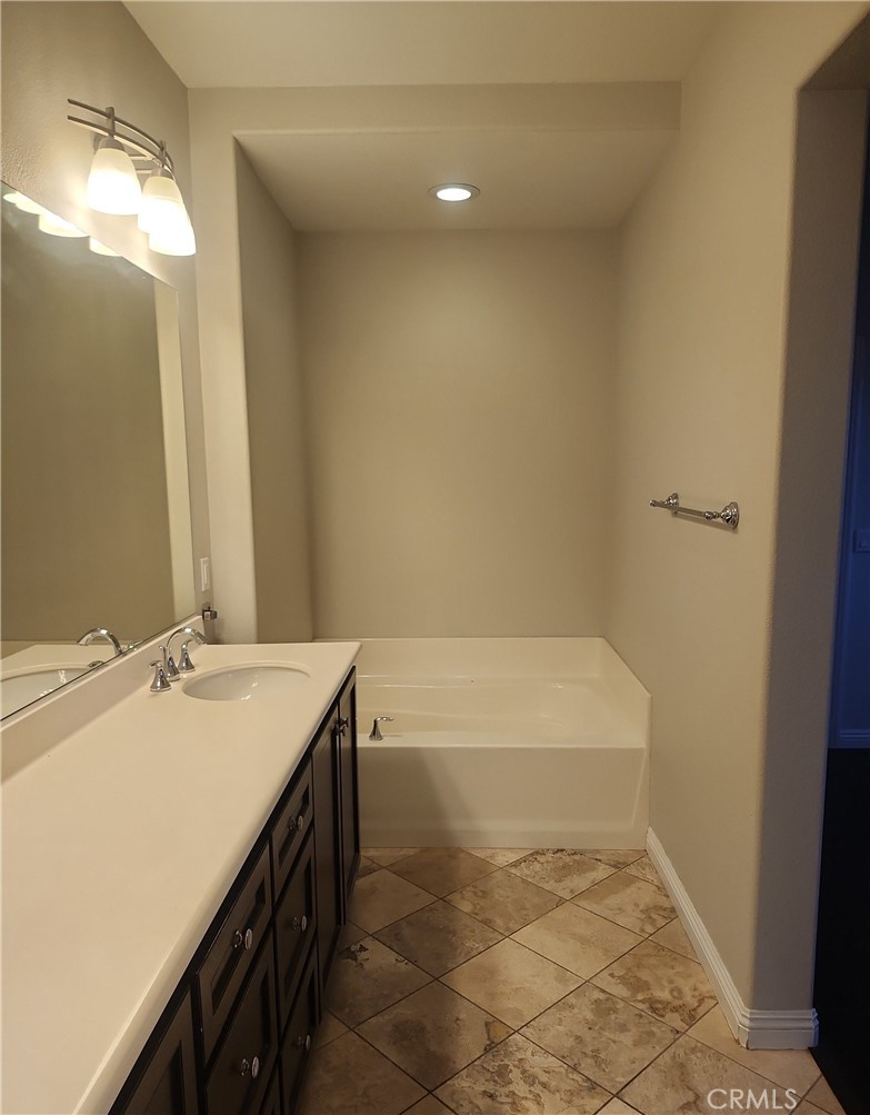 MLS #CV25266151 image #17