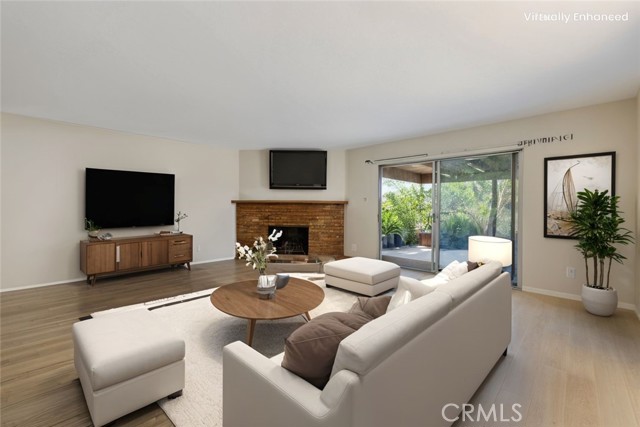 Detail Gallery Image 13 of 43 For 3935 N Tollhouse Rd, Fresno,  CA 93726 - 4 Beds | 2 Baths