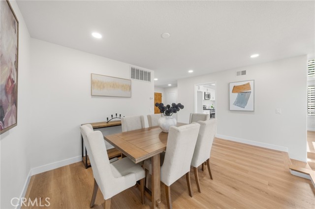 540 Pittsfield Court, Long Beach CA: https://media.crmls.org/medias/6d613cb9-ee88-43d9-b459-e1e5deaf8d90.jpg