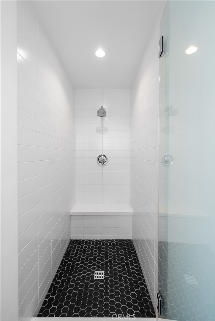 MLS #NP25246902 image #12