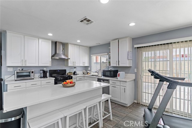 3405 Pickwick, Riverside CA: https://media.crmls.org/medias/6d623650-b7b4-47d6-a28e-bffb9499e31c.jpg