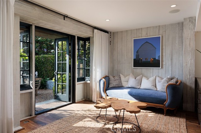 Detail Gallery Image 8 of 64 For 604 Begonia Ave, Corona Del Mar,  CA 92625 - 3 Beds | 3/1 Baths