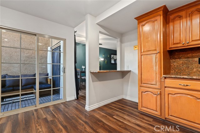 Detail Gallery Image 11 of 29 For 337 E Chapman, Placentia,  CA 92870 - 2 Beds | 2/1 Baths